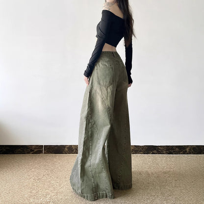 Street Style Green Flare Jeans – Water-Washed & Utility-Inspired